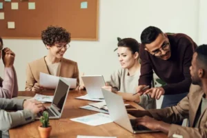 Diverse business team collaborating in a modern Toronto office — IPG Workforce Solutions, specialists in accounting and finance recruitment.